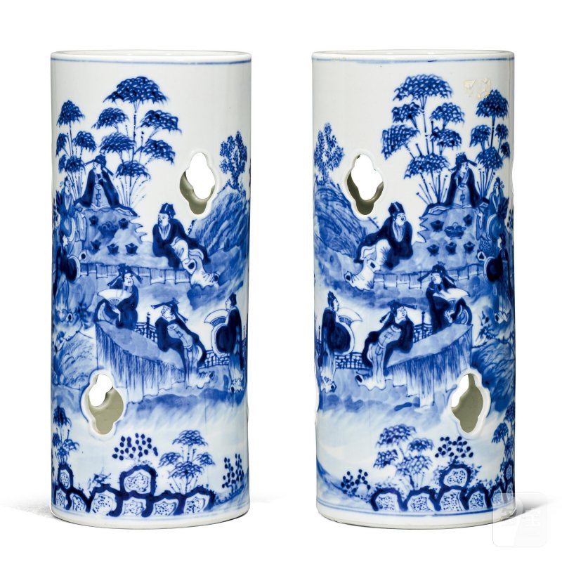 清中期 青花竹林七贤镂空帽筒一对